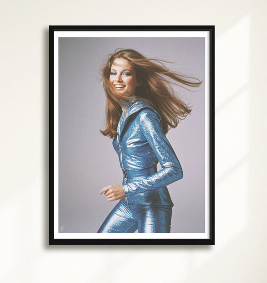 Disco Dawn 76 Neutral closeup BlackFrame mockup