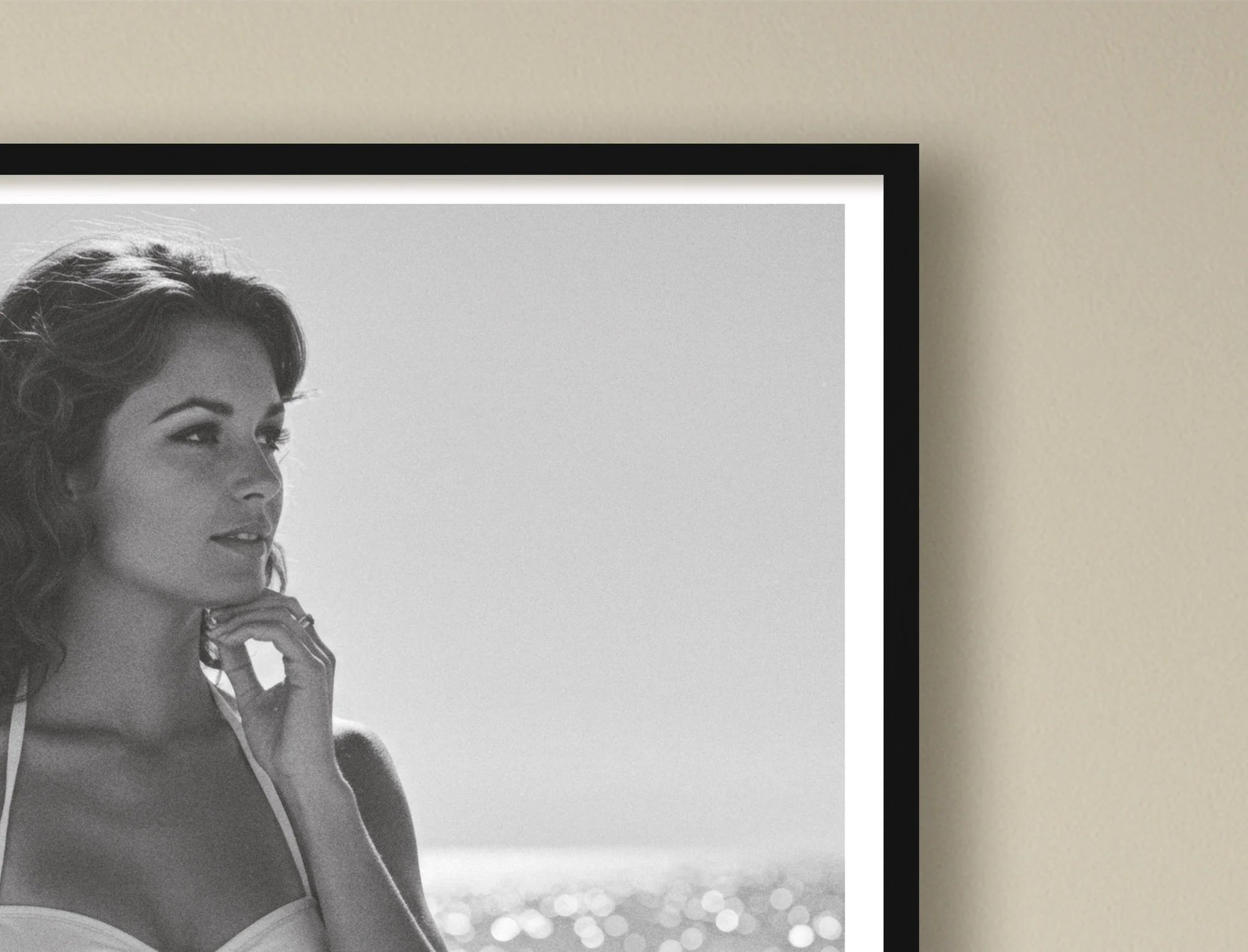 Shimmer & Sun White cropcorner BlackFrame mockup